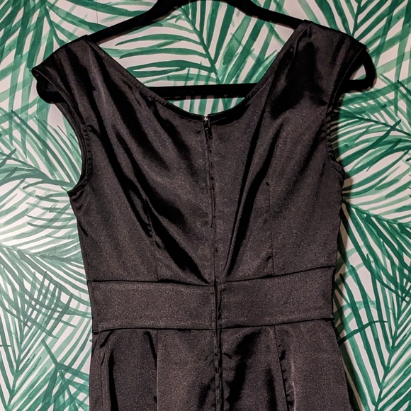 Stop Staring Satin Wiggle Pin Up dress M - Picture 2 of 5